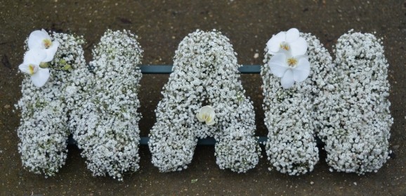 gypsophilium funeral letters by florist fro Croydon