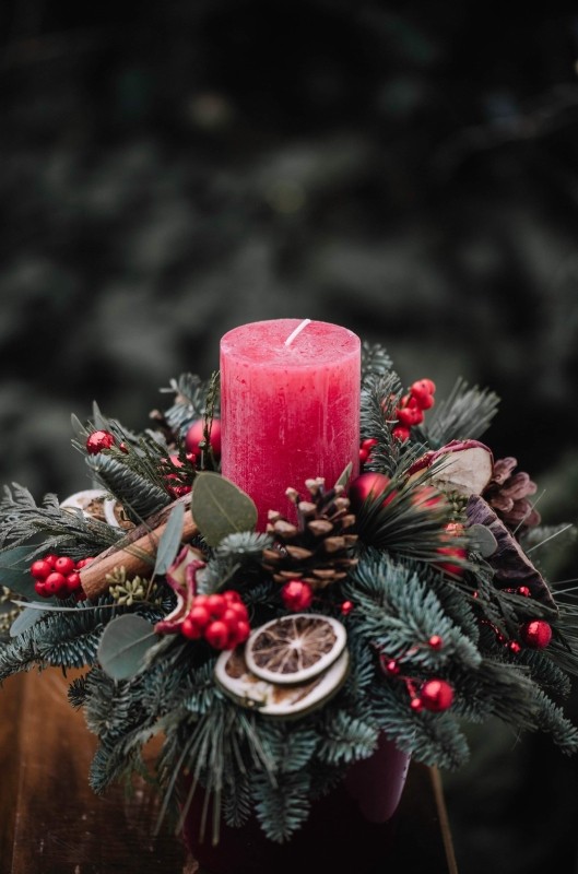 Red Lights Christmas Table Centrepiece buy online or call 0333 5330 015