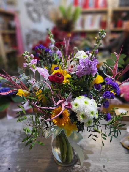 Birthday flowers by Croydon Florist for same day delivery in Croydon, Surrey.