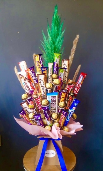 sweets hat box bouquete made by florist in Croydon