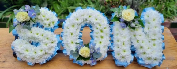 traditionl based letters with ribbon delivered to Croydon by your nearest florist in Croydon, West Wicham, Shirley, Addiscombe, Selhurst, Thorton Hesath, South Norwood, Beckenham, Bromley