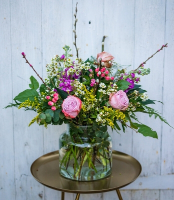 Classic Flowers in the Vase – Weekly Friday Delivery