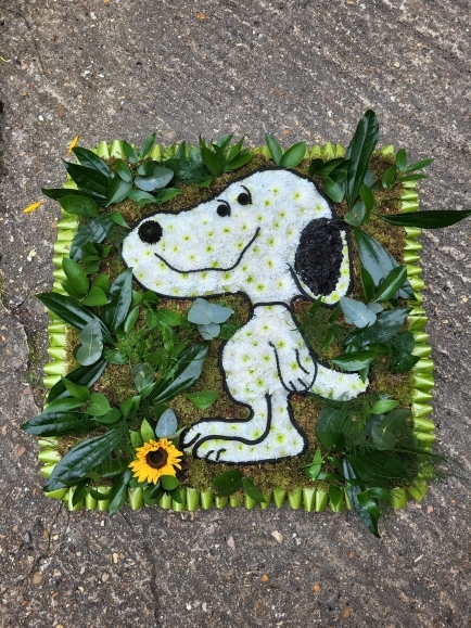 animated cartoon funeral flowers, Snoopy