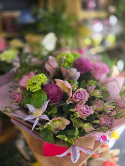 Mixed lilac and mauve flowers bouquet for Mother's Day flower delivery in Croydon 