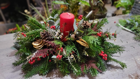 Pillar candle florist centerpiece by Croydon Florist