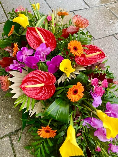 Tropical Coffin Spray