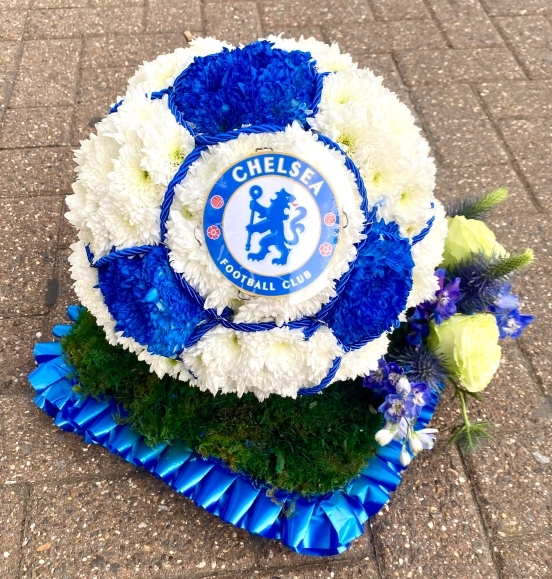 3d funeral football tribute in West Ham Colours