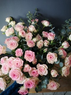 Blush Pink Spray Rose Wrap