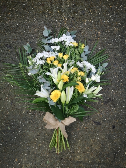 florist choice funeral sheaf, tied bunch made by florist in Croydon for free local delivery
