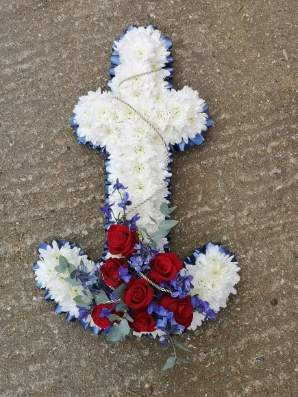 Funeral flowers anchor from Croydon florist