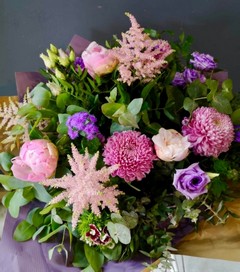 pink flowers delivery in croydon