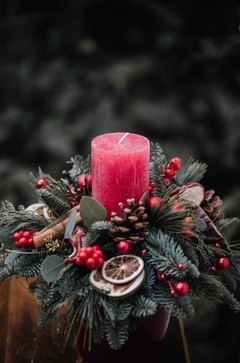 Red Lights Christmas Table Centrepiece